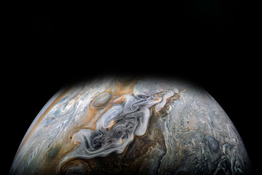 Jupiter sombre et orageux